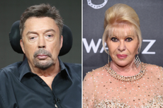 La mentira que le dijo Tim Curry a Ivana Trump en el rodaje de ‘Mi pobre angelito 2’