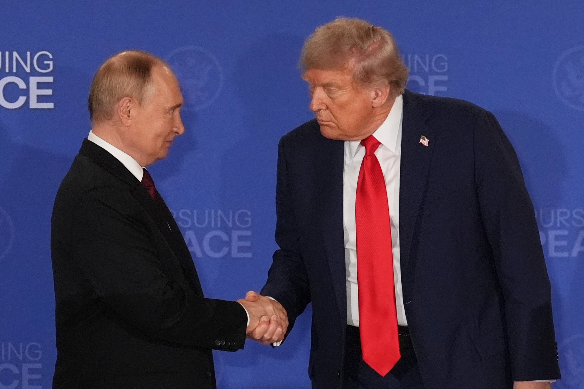 Trump podría incluso aceptar ahora vender misiles Tomahawk para que los use Ucrania en un esfuerzo por forzar a Putin a volver a las negociaciones