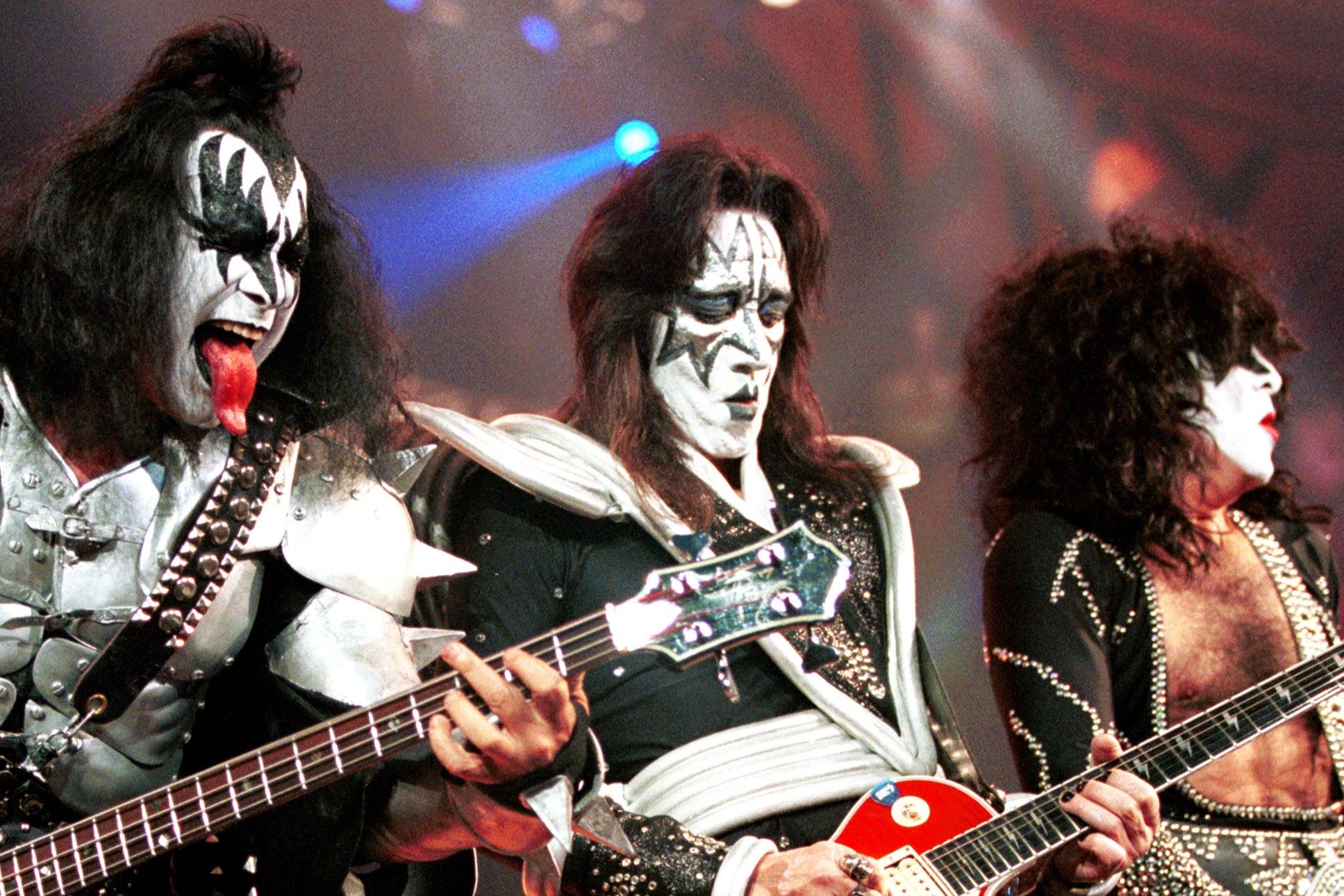 Gene Simmons, Ace Frehley y Paul Stanley fundaron la extravagante banda de rock junto con el baterista Peter Criss en 1973
