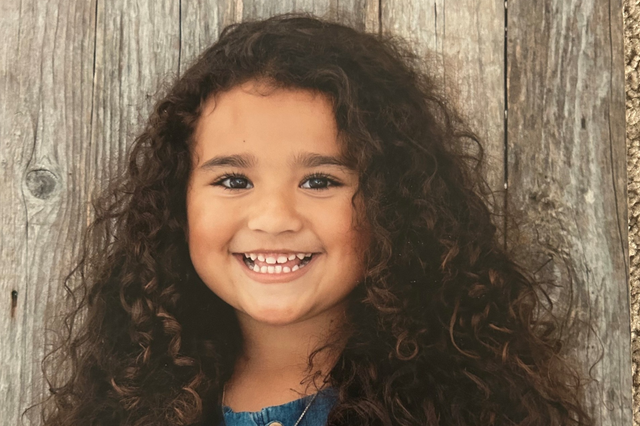 <p>La madre de la niña desaparecida Melodee Buzzard, de nueve años, ha sido detenida después de que el cuerpo de su hija fuera encontrado meses después de su desaparición, según nuevos informes</p>