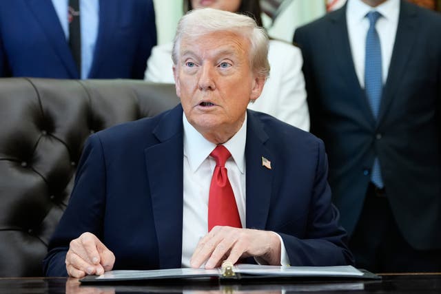 TRUMP-FECUNDACIÓN