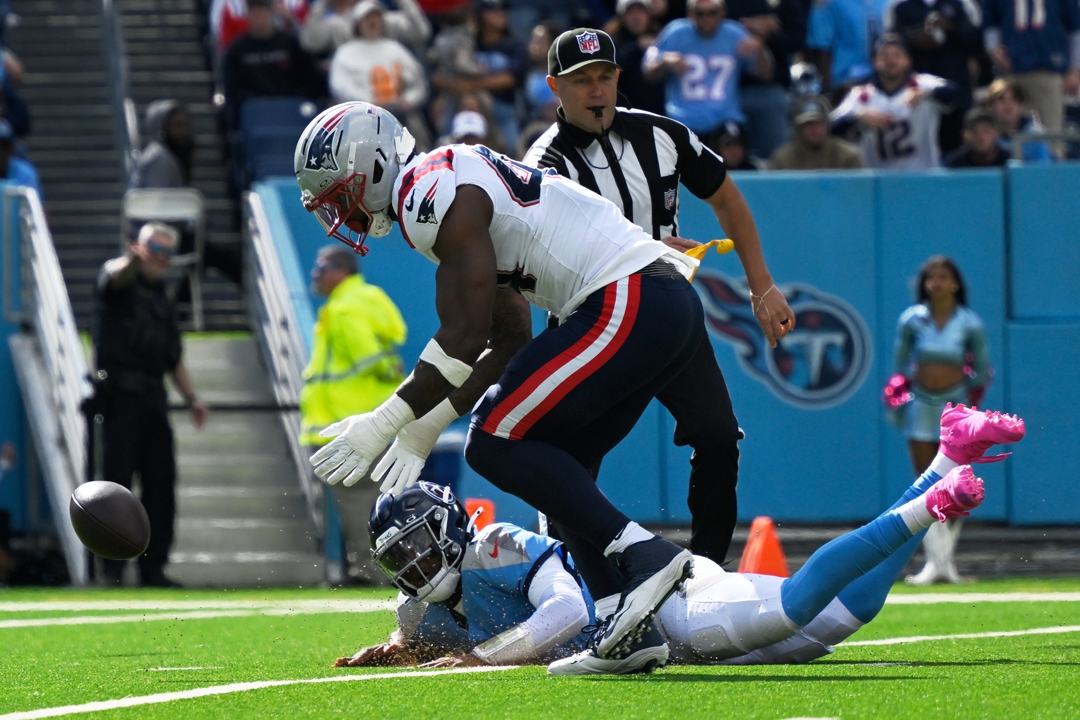 PATRIOTS TITANS