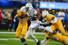 Colts ganan 38-24 a Chargers con su sexta victoria y rompen racha de cinco reveses en Los Ángeles