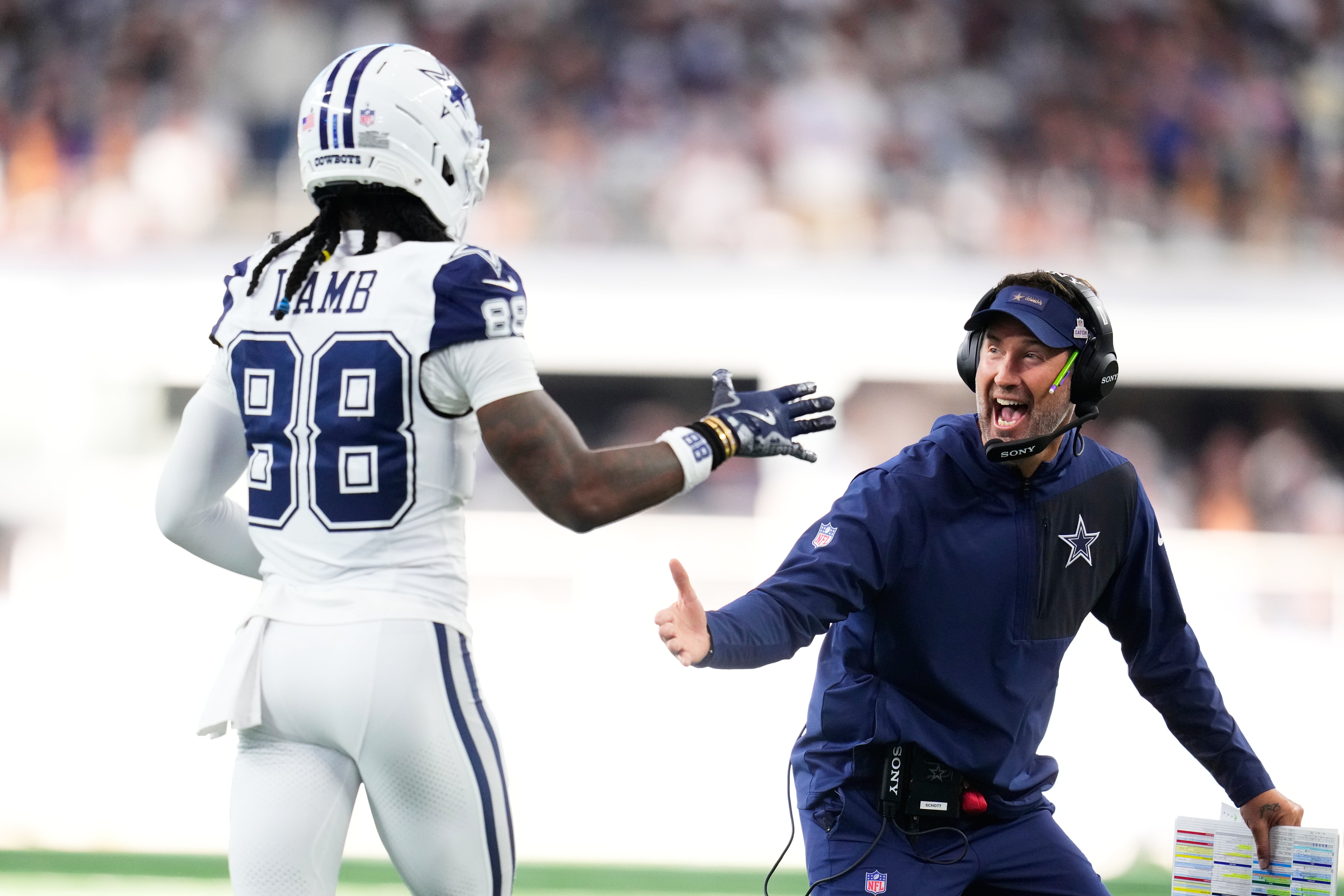 COMMANDERS COWBOYS