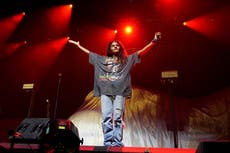 Jessie Reyez encuentra su voz con la poesía. Su nuevo libro la comparte con el mundo