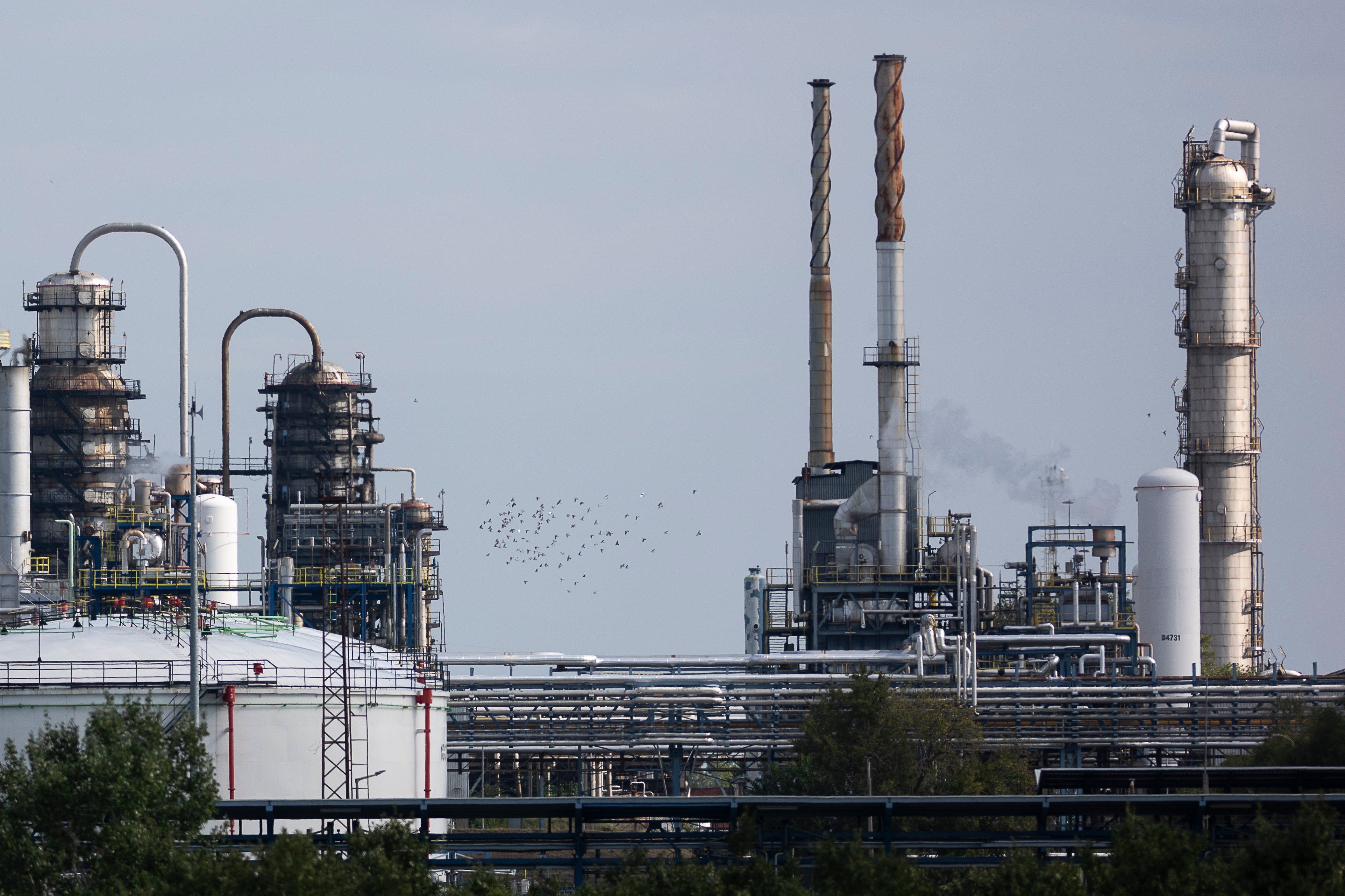 HUNGRÍA-INCENDIO EN REFINERÍA
