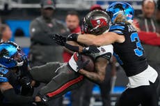 Dan Campbell emocionado con secundaria improvisada de Lions tras triunfo ante Bucs