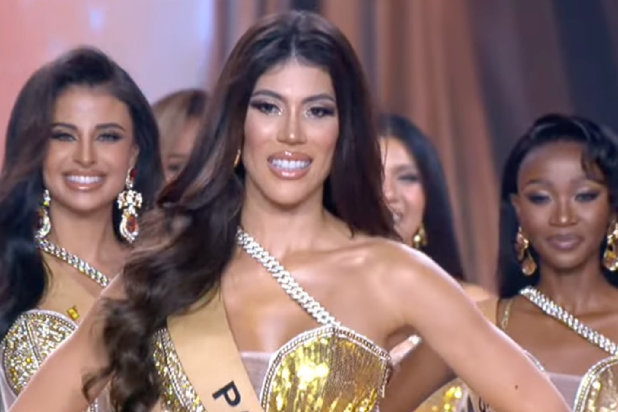 Miss Panamá se adelantó por error tras malinterpretar el anuncio de la finalista: era Miss Paraguay