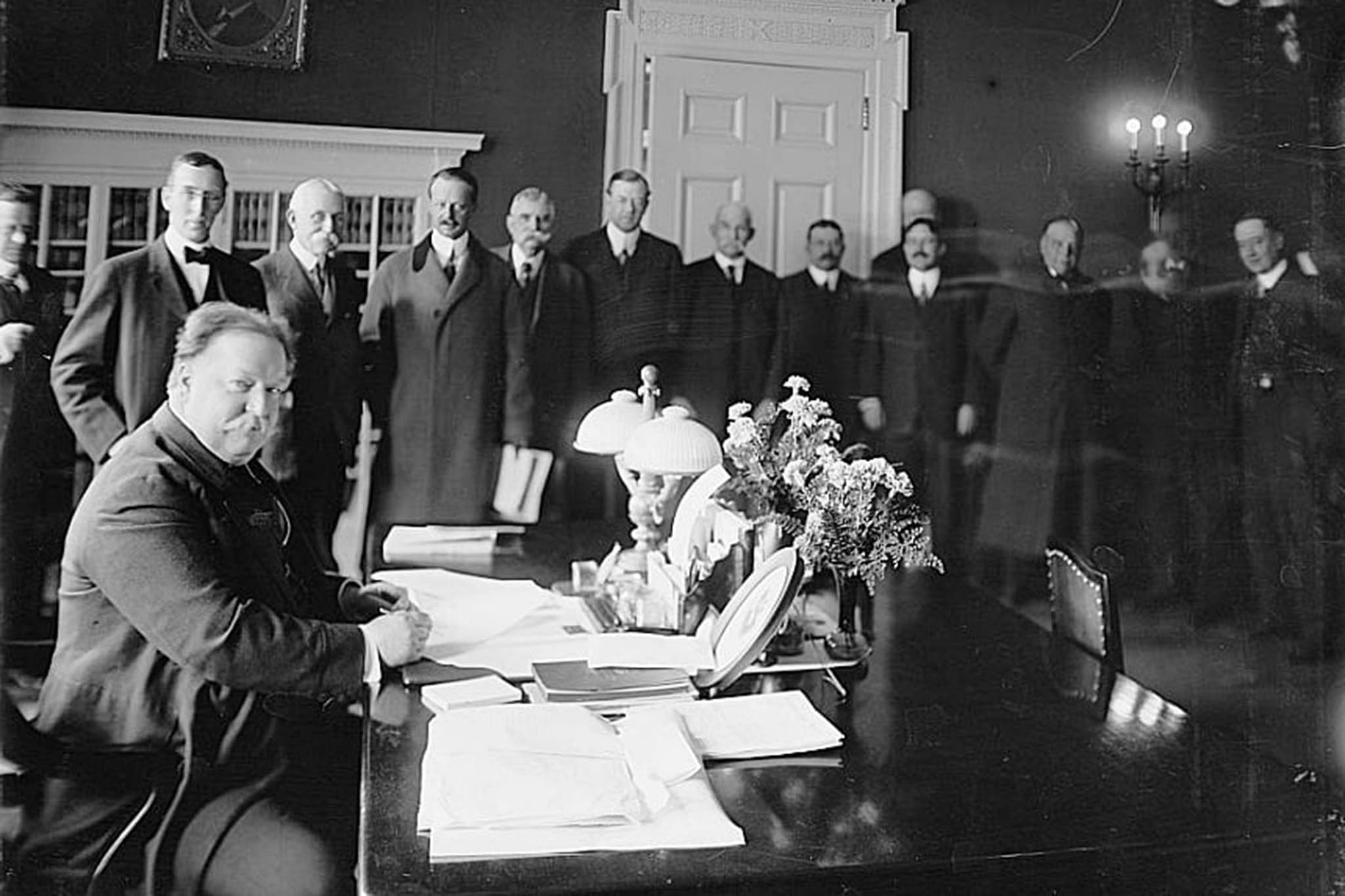 Uno de los cambios históricos más importantes en la Casa Blanca fue la construcción del Despacho Oval, utilizado por primera vez por el presidente William Howard Taft en octubre de 1909