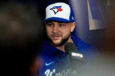 Serie Mundial: Azulejos activan a Bo Bichette tras lesión de rodilla