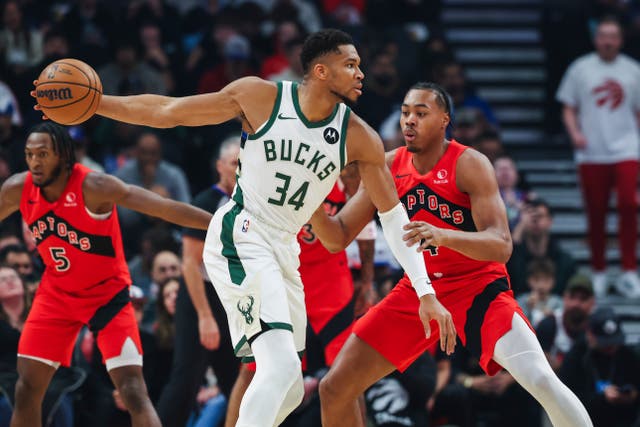 BUCKS-RAPTORS