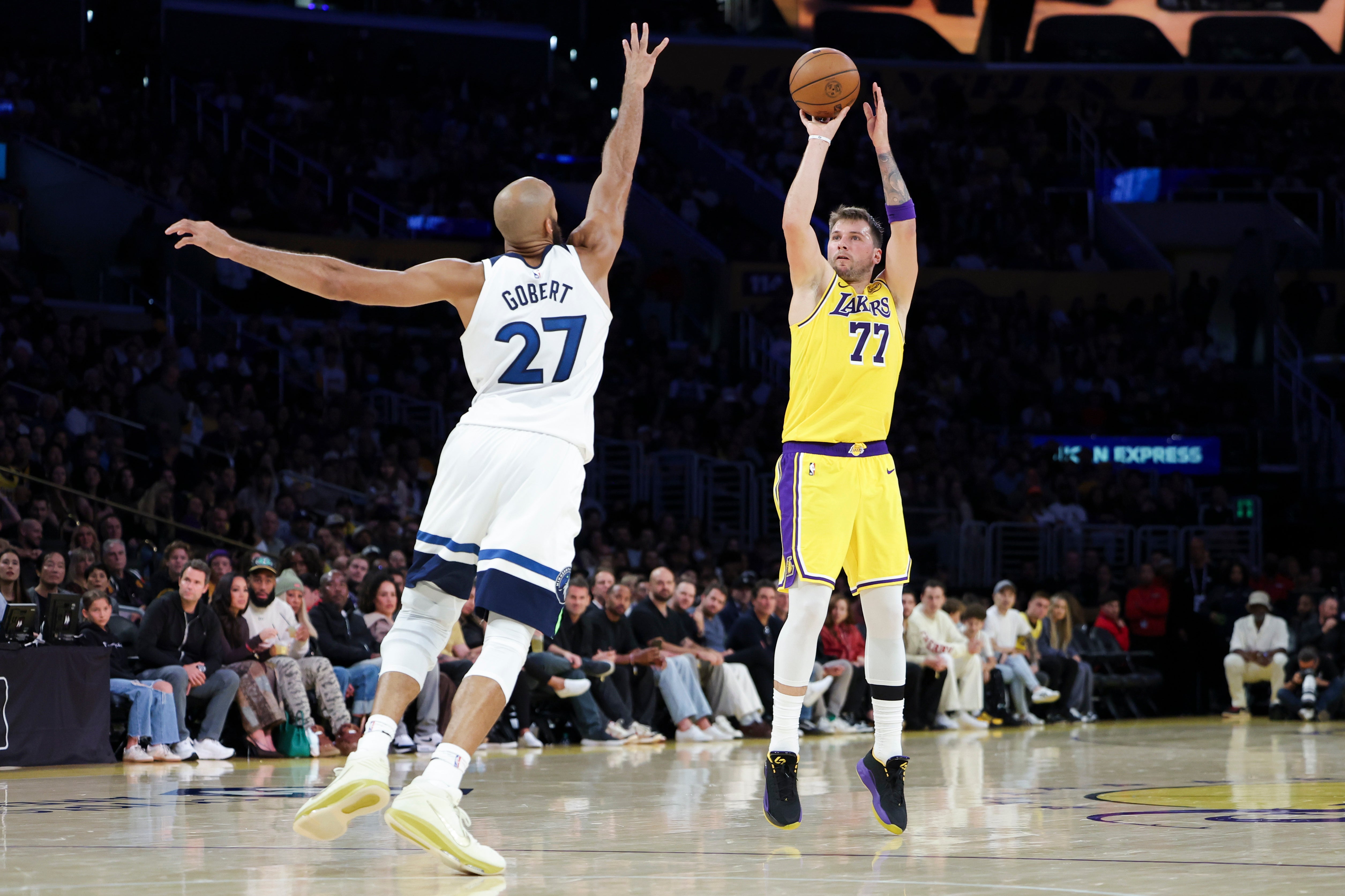 TIMBERWOLVES-LAKERS