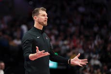 Avdija anota 26 y Blazers arrollan 139-119 a Warriors en debut de Splitter como entrenador interino
