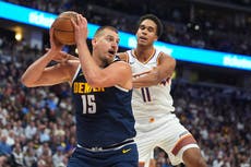 Triple-doble de Jokic impulsa a los Nuggets 133-111 sobre los Suns