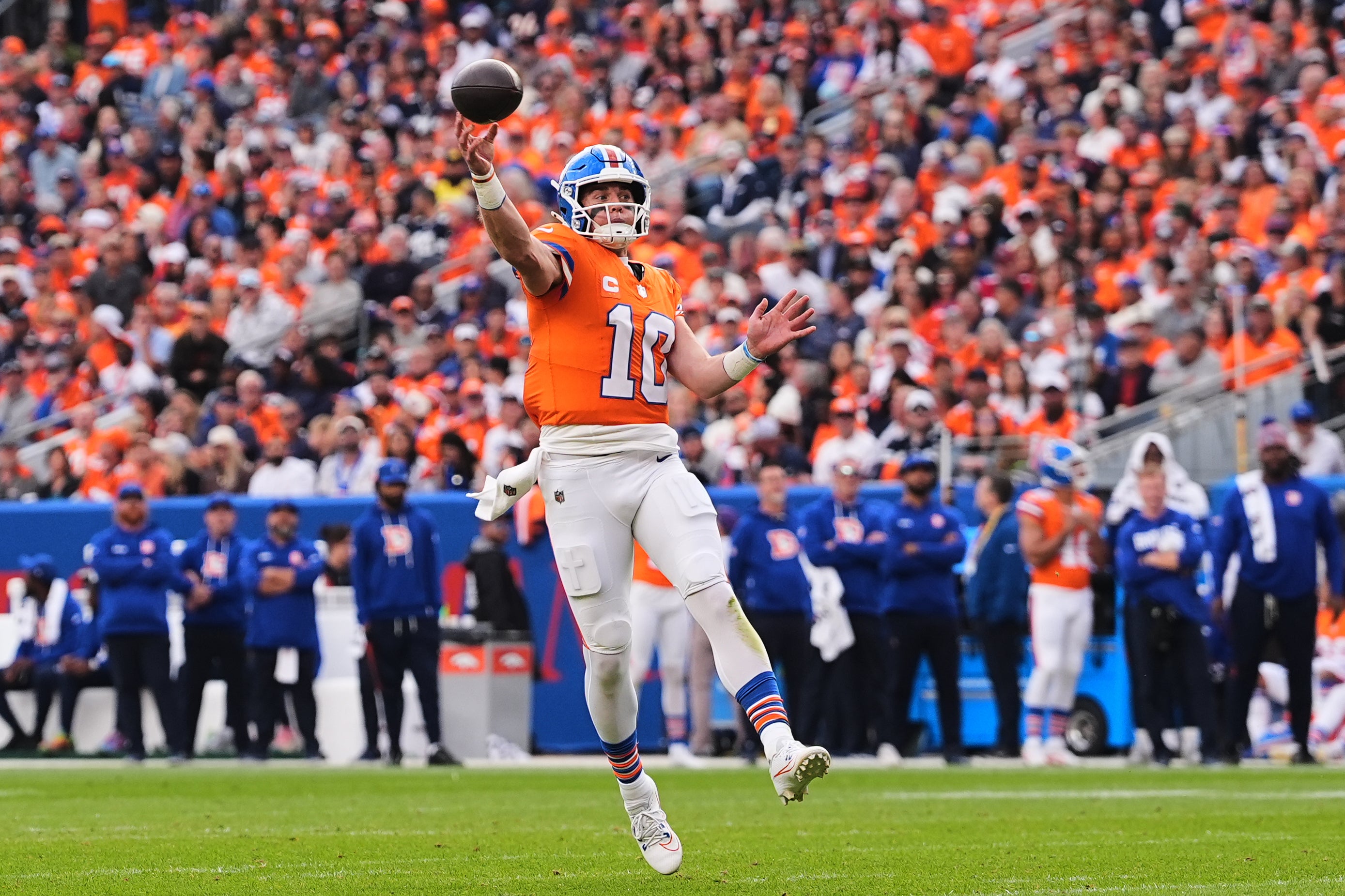 COWBOYS BRONCOS