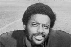 Fallece leyenda de Raiders George Atkinson, conocido por sus duros golpes