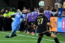 Nathan Ordaz anota a los 79 y LAFC supera 2-1 a Austin en su 1er duelo de playoffs