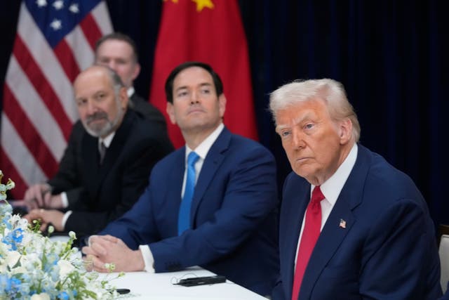 <p>El presidente Donald Trump anunció que EE. UU. comenzará el proceso de pruebas nucleares “de inmediato”, poco antes de reunirse con el presidente chino Xi Jinping el miércoles</p>