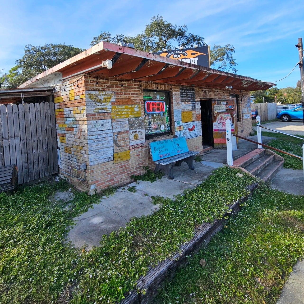 Alan Campbell, oriundo de Iowa, visitó el bar en 2023 y describió la experiencia como “La mejor parada parada de todo el viaje”
