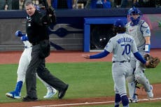 Se vacían las bancas en 7mo juego de la Serie Mundial tras pelotazo de Wrobleski a Giménez