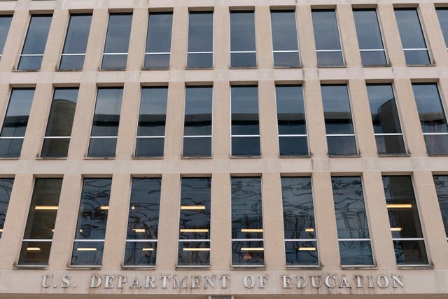 SALUD FINANCIERA-APOYO ESTUDIANTIL