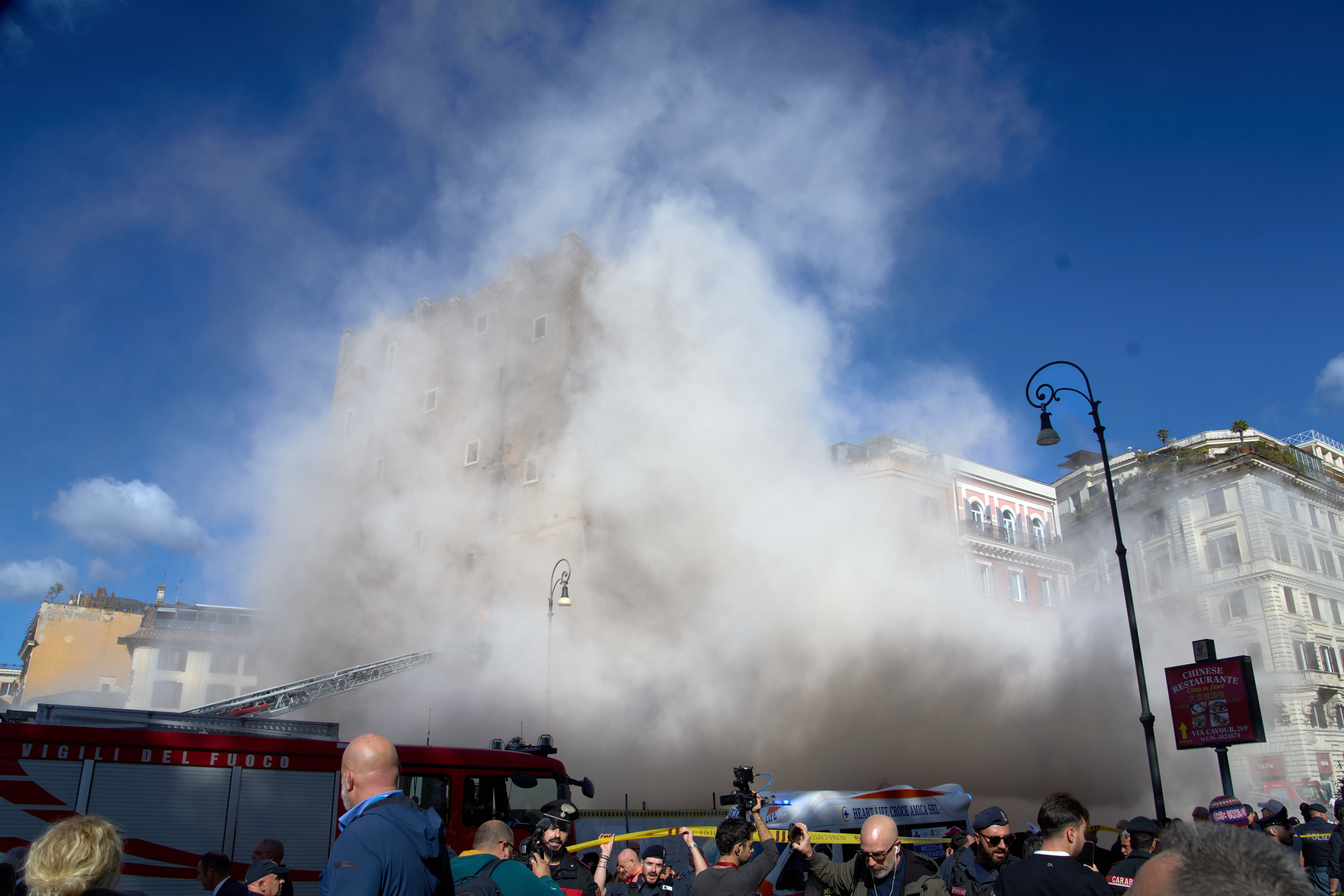 ITALIA-DERRUMBE EN TORRE MEDIEVAL