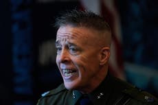 Jefe de la Patrulla Fronteriza defiende el uso de tácticas agresivas en Chicago