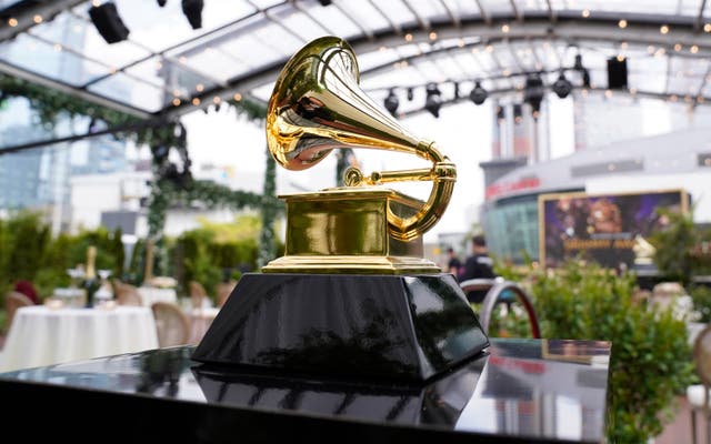 GRAMMY-VOTACIÓN