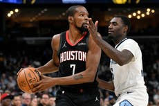Thompson anota 28 puntos para que Rockets derroten 124-109 a Grizzlies