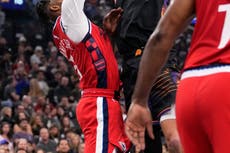 Booker coquetea con triple-doble y guía a Suns a victoria sobre Clippers, 114-103