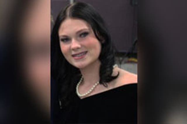 <p>La estudiante destacada Anna Kepner (18) estaba a bordo del barco Carnival Horizon que viajaba de Miami, EE. UU., al Caribe cuando murió</p>