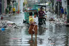 Taiwán evacúa a miles de personas ante la tormenta tropical Fung-wong tras muertes en Filipinas