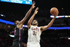 Cavs con bajas vencen 130-116 a Heat, gracias a doble-doble de Jarrett Allen