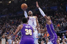 Gilgeous-Alexander anota 30 puntos y Thunder vence 121-92 a Doncic y los Lakers