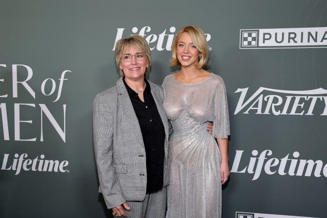 <p>Christy Martin y Sydney Sweeney</p>