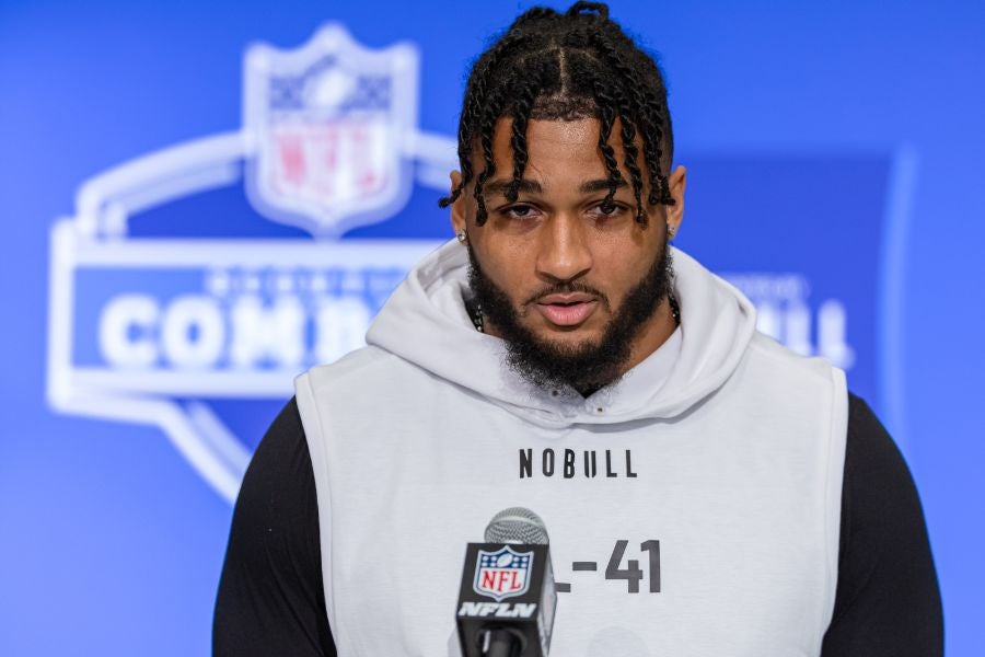 Marshawn Kneeland, que murió la semana pasada de un aparente disparo autoinfligido tras una persecución policial, y su novia, Catalina Mancera, esperan su primer hijo