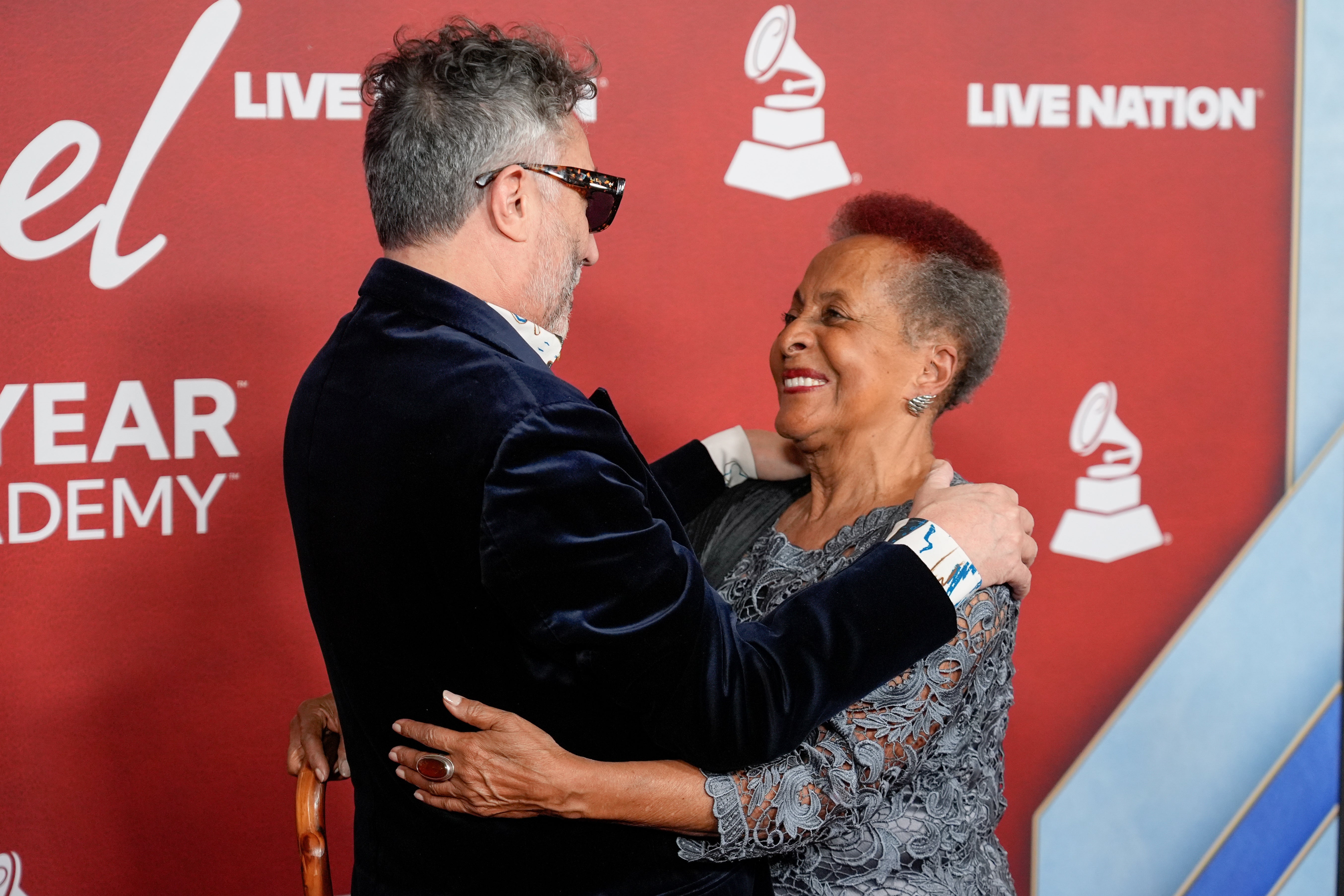 LATIN GRAMMY-PERSONA DEL AÑO