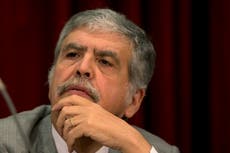 Poderoso exministro argentino queda detenido para cumplir condena a prisión por accidente de tren