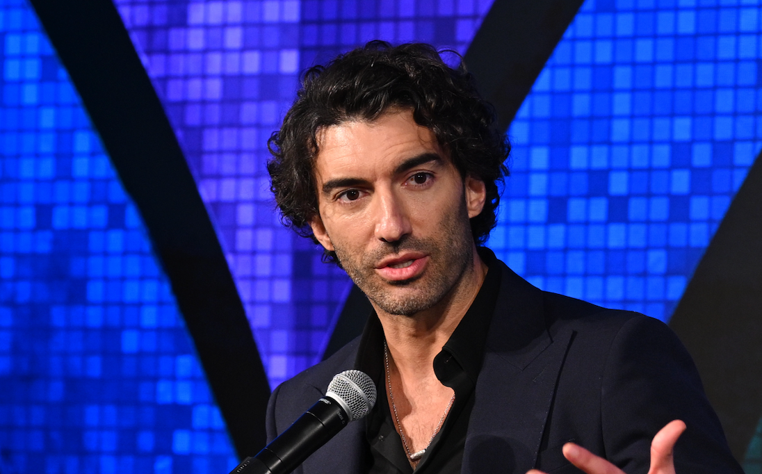 Los mensajes de texto de Justin Baldoni revelan supuestos detalles del encuentro con Ryan Reynolds