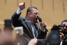 Presidente de Costa Rica comparece ante comisión en segundo intento de quitarle la inmunidad