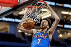 Gilgeous-Alexander y Holmgren guían a Thunder a 5ta victoria seguida, 109-96 sobre Hornets