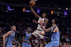 El alero de los Knicks OG Anunoby estará fuera al menos dos semanas por una distensión en el muslo