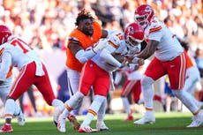 Las esperanzas de playoffs de los Chiefs peligran tras otra derrota de último minuto ante Denver