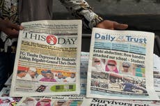 Presidente de Nigeria promete intensificar esfuerzos para rescatar a 24 niñas secuestradas