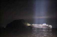 Cinco heridos al encallar ferry surcoreano con unas 270 personas a bordo