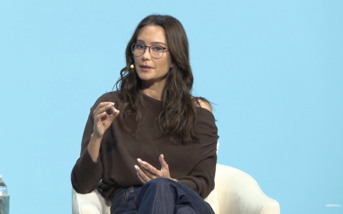 Emma Heming Willis habló sobre el diagnóstico de demencia de su esposo Bruce durante la conferencia End Well 2025