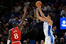 Suggs anota 23 puntos, su mejor marca de la temporada, y Magic arrolla 129-101 a Clippers