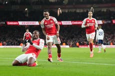 Arsenal vence al Tottenham para tomar una ventaja de 6 puntos en la Liga Premier