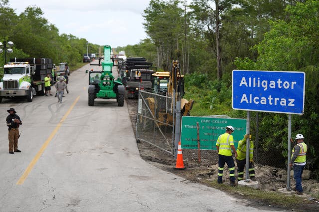 FLORIDA-CÁRCEL PARA INMIGRANTES