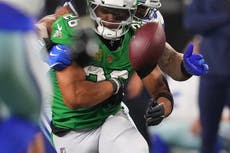 Los Eagles deben decidir si el coordinador ofensivo Kevin Patullo es el adecuado para el puesto